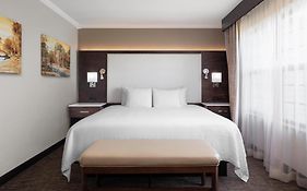 Best Western Premier Bridgewood Hotel Resort